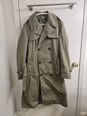 USMC All Weather Coat, Marine Corps Pewter 2246, Men's 40L, Olive
